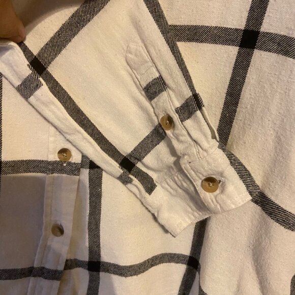 Canyon River Blues Women Top Shirt Button Down Western White Black Small *FLAWED - Picture 3 of 9